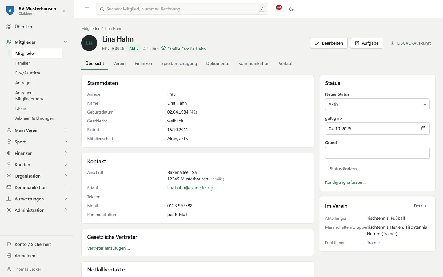 Mitgliederakte mit Stammdaten, Kontakt, gesetzlichen Vertretern und Status